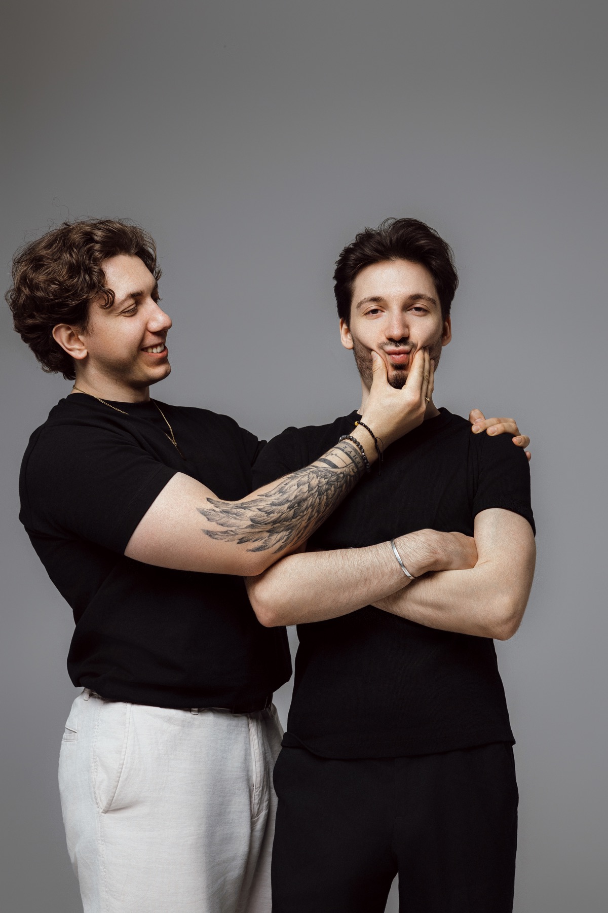 Backstage MOTH — kadr zza kulis